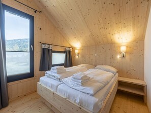 2 chambres, ameublement personnalisé, draps fournis