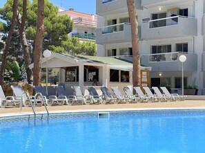 House | Pool | Outdoor pool - Chic Stay by the Beach (Cambrils)