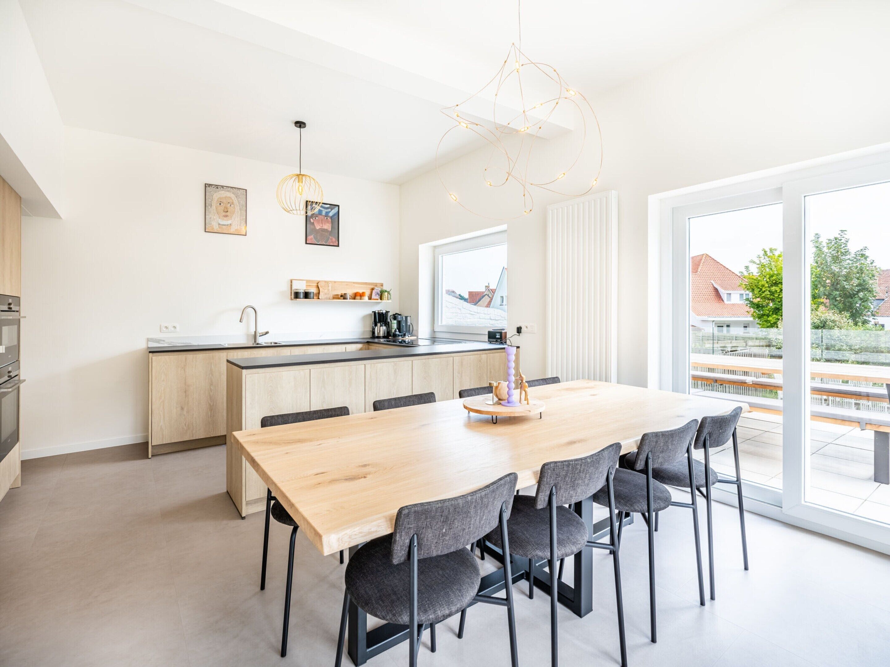 Vila | Dapur pribadi | Pemanggang roti dan kursi makan untuk bayi