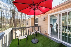 Terrace/patio - Amazing, cozy & warm family home (Lithonia)