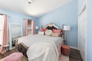 熨斗/熨衣板、WiFi、床单