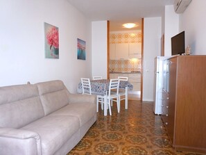 Apartment | Living room