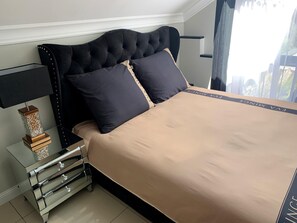 4 chambres, ameublement personnalisé, draps fournis