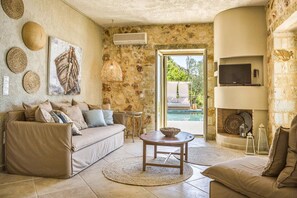 TV - Villa Kalou Cottage by Villa Plus (Ionian Islands)