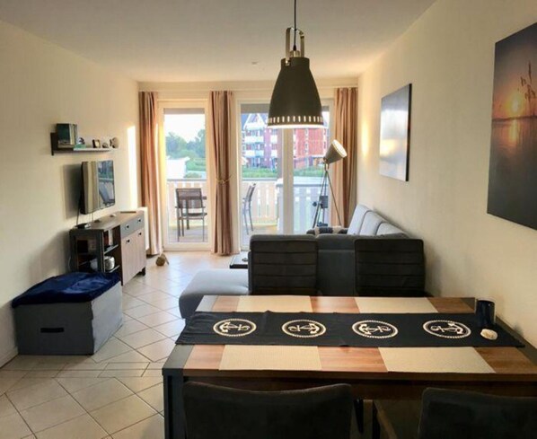 Apartment | Living room - Appartement im Ferienpark in Rechlin (Rechlin)