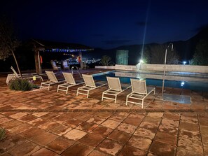 House | Pool