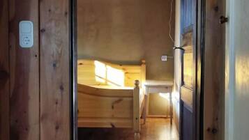 2 bedrooms, desk, iron/ironing board, travel crib