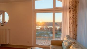 1 bedroom, individually furnished, bed sheets