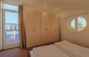 Apartment | 1 bedroom, individually furnished, bed sheets - Elegant Eingerichtete Ferienwohnung (Mirow)