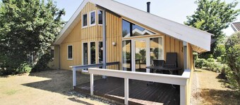 เฟเรียนเฮาส์ อิม เฟเรียนพาร์ค มีโรว์