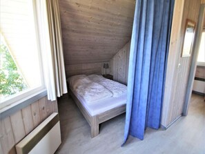 Nhà | 3 phòng ngủ, trang bị nội thất với thiết kế riêng biệt