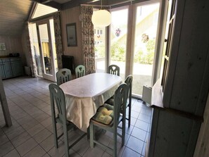 تناول الطعام