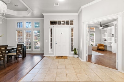 GAILLARDIA COUNTRY CLUB⛳THREE KING BEDS🛏️HEATED POOL🏊HOT TUB♨️POOL TABLE🎱