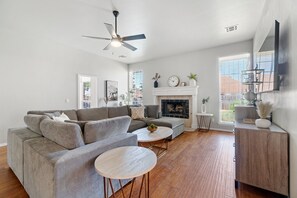 Téléviseur connecté, foyer