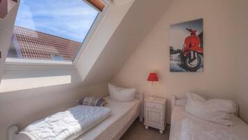 4 habitaciones y muebles diferentes