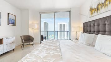 3 bedrooms, desk, travel crib, free WiFi