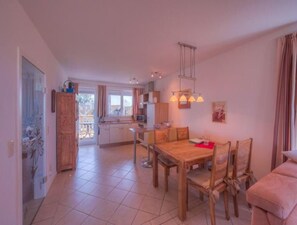 Apartment | Dining - Exklusives Appartement im Ferienpark (Rechlin)