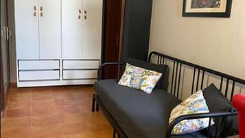 Casa | 3 dormitoris, mobiliari individual i roba de llit