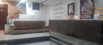 Hotel Dwarka Nilayam 