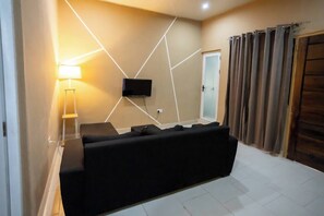 Interior - 1 bed apartment in Accra - 5 (Accra)