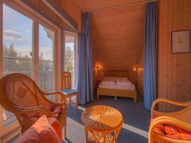 4 habitaciones y muebles diferentes 