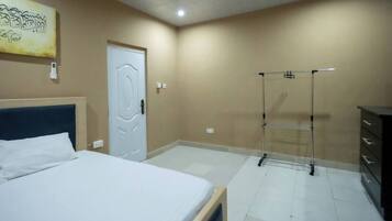 1 makuuhuone, silitysrauta/-lauta, Wi-Fi, vuodevaatteet