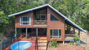 Exterior - Sandy Paws in Toogoom (Toogoom)