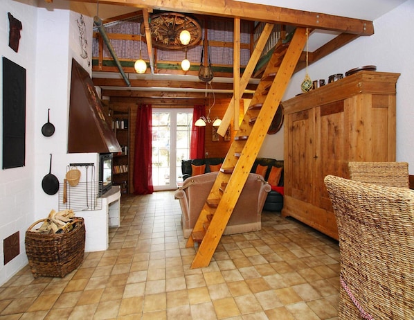 House | Living room