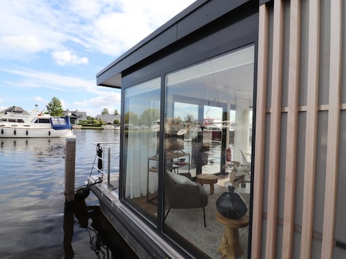 Houseboat in Lemmer With Harbor Views