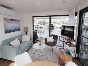 Living area - Houseboat in Lemmer With Harbor Views (Lemmer)