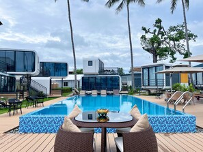 Piscine extérieure