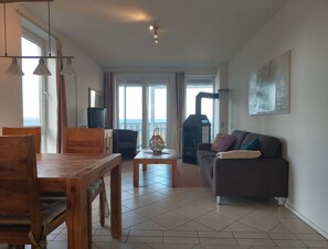 Apartment | Living room - Appartement im Ferienpark in Rechlin (Rechlin)