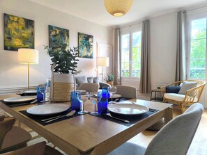 Dining - Saint Lazare - Spacious - Flexible - Near the center (Compiègne)