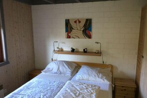 House | 3 bedrooms, individually furnished - Skandinavisches Ferienhaus in Mirow (Mirow)