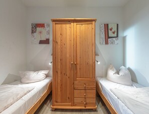 Apartment | 2 bedrooms, individually furnished, bed sheets - Ferienwohnung im Ferienpark Mueritz (Rechlin)