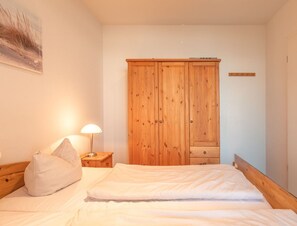 Apartment | 2 bedrooms, individually furnished, bed sheets - Ferienwohnung im Ferienpark Mueritz (Rechlin)