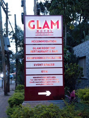 Front of property - Glam Hotel Nairobi, Near Westgate Mall, Westlands (Nairobi)