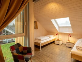 4 bedrooms, individually furnished