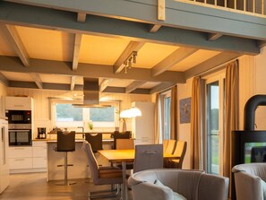 House | Dining