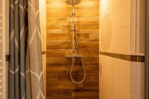 Rumah | Kamar mandi