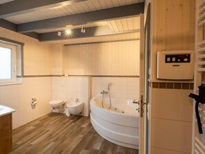 House | Bathroom