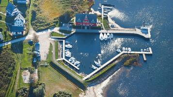 House | Water view