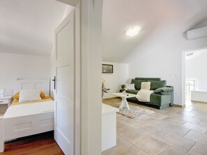 Villa - Apartment in Croatia Near Adriatic Coast (Medulin)