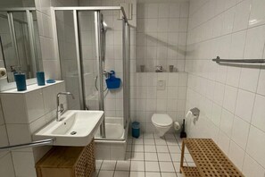 Apartment | Badezimmer
