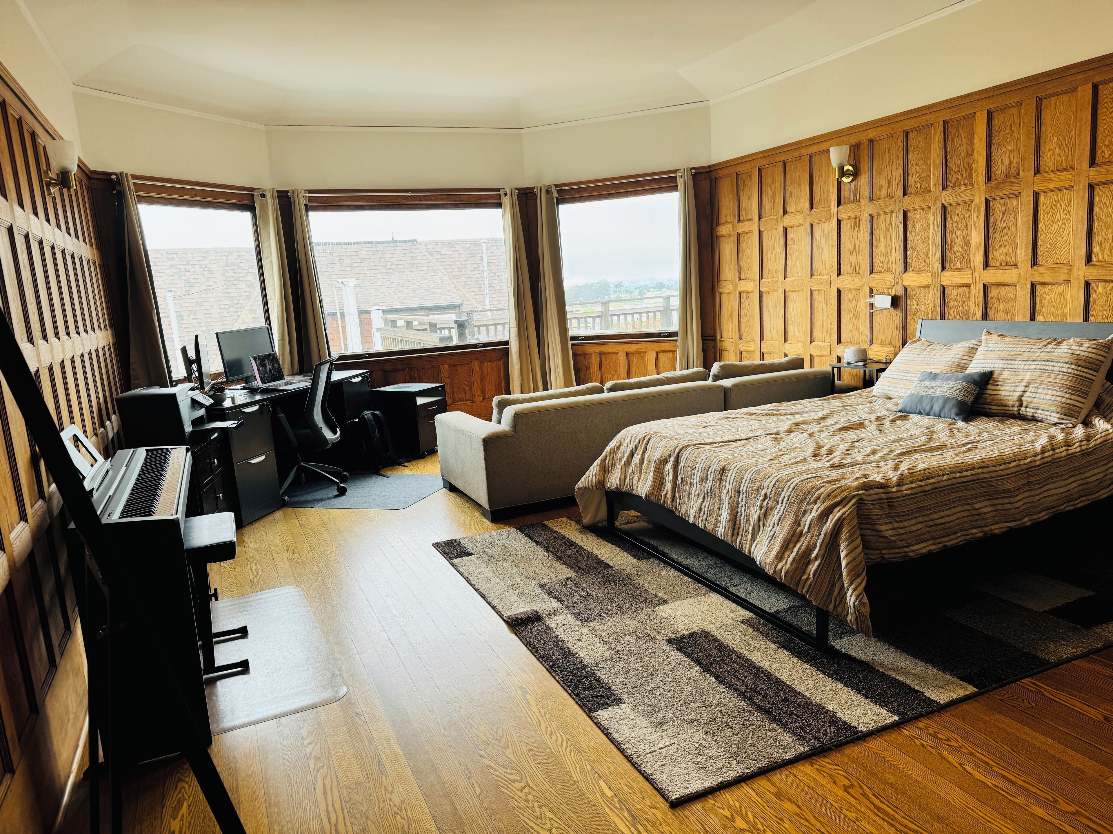 2 Schlafzimmer, Schreibtisch, Bügeleisen/Bügelbrett, kostenloses WLAN