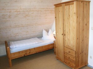3 bedrooms, individually furnished, bed sheets