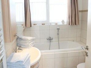Apartment | Badezimmer | Handtücher