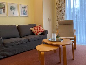 Apartment | Living room - Appartement mit Skandinavischem Flair (Mirow)