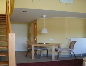 Apartment | Dining - Appartement mit Skandinavischem Flair (Mirow)