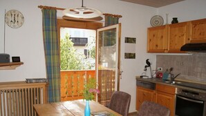 Mobile Home | Private kitchen - Haus Golsner Modern Retreat (Bad Kohlgrub)